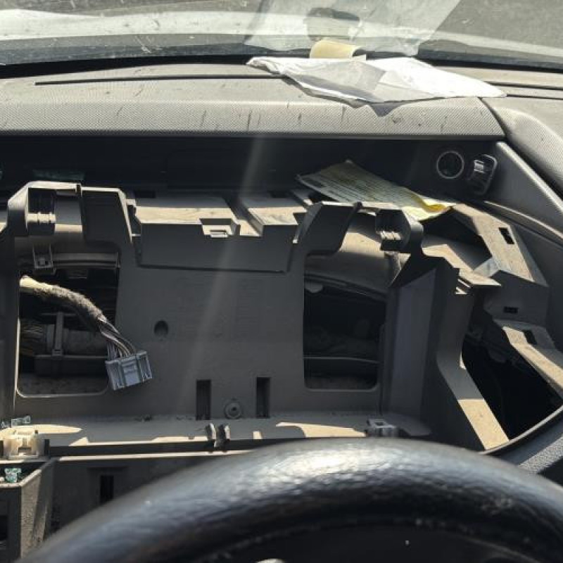 Vitre avant gauche RENAULT MASTER 3 Photo n°14