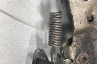 Fermeture de capot CITROEN BERLINGO 2