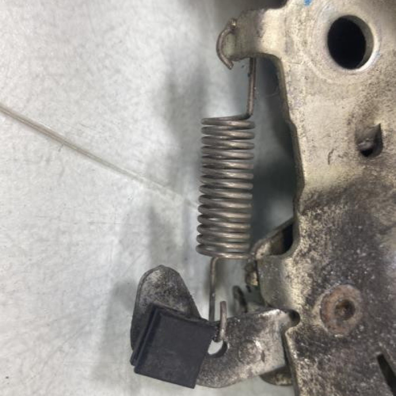 Fermeture de capot CITROEN BERLINGO 2 Photo n°3