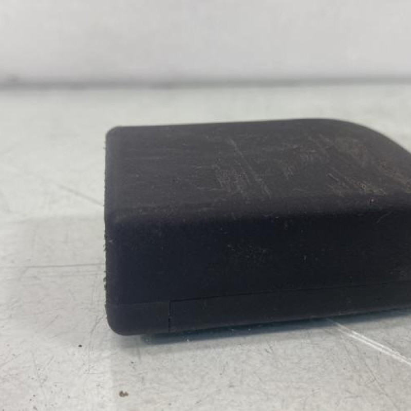 Attache ceinture arriere droit CITROEN BERLINGO 2 Photo n°2