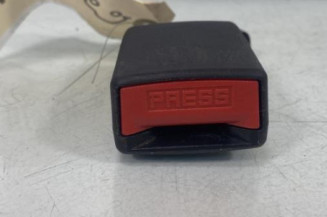 Attache ceinture arriere gauche CITROEN BERLINGO 2 Photo n°1