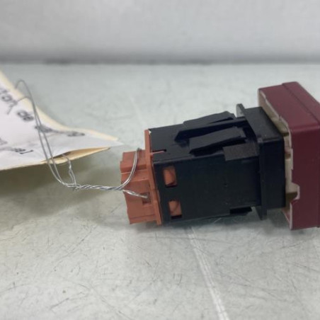 Bouton de warning CITROEN BERLINGO 2