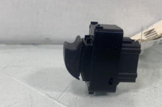 Interrupteur de leve vitre avant droit CITROEN BERLINGO 2