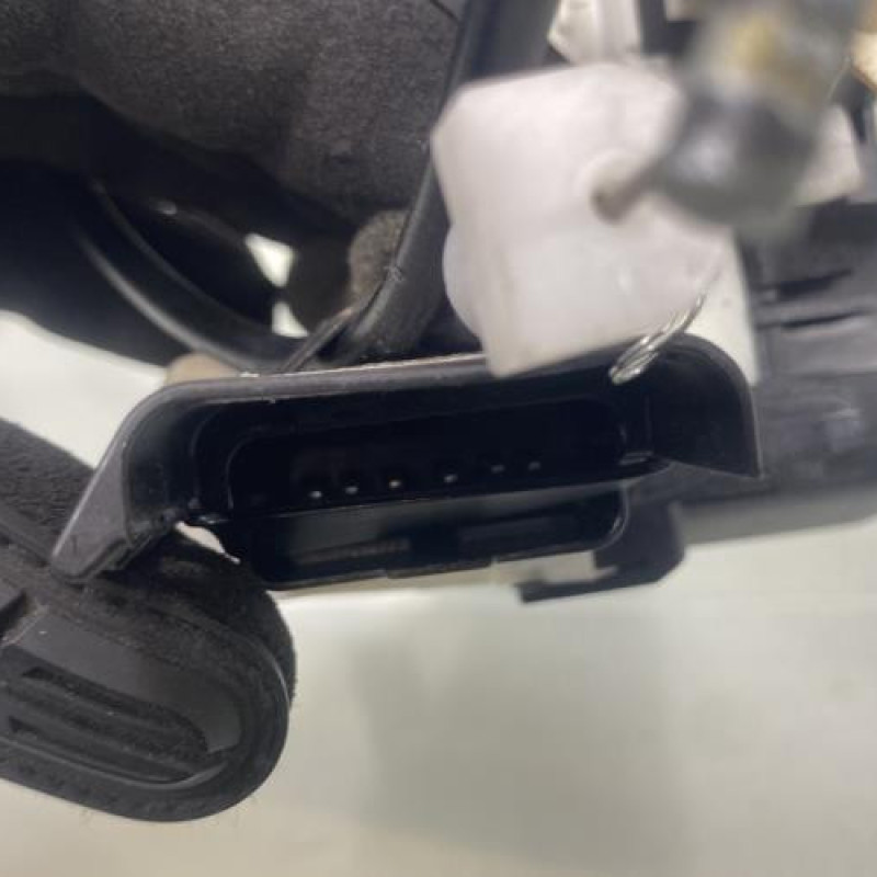 Serrure avant gauche CITROEN BERLINGO 2 Photo n°4