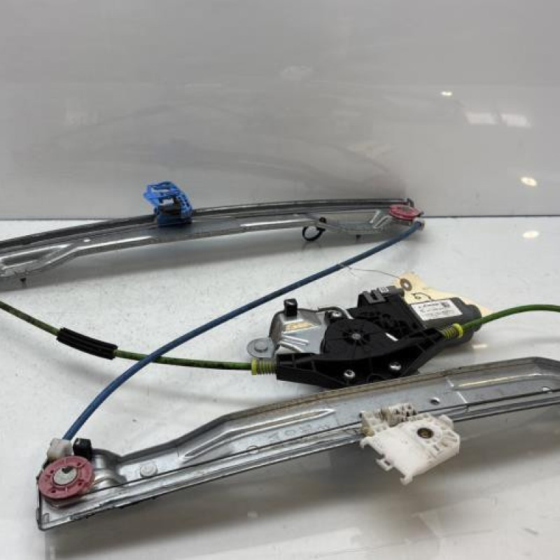 Leve vitre electrique avant gauche CITROEN C3 PICASSO Photo n°6