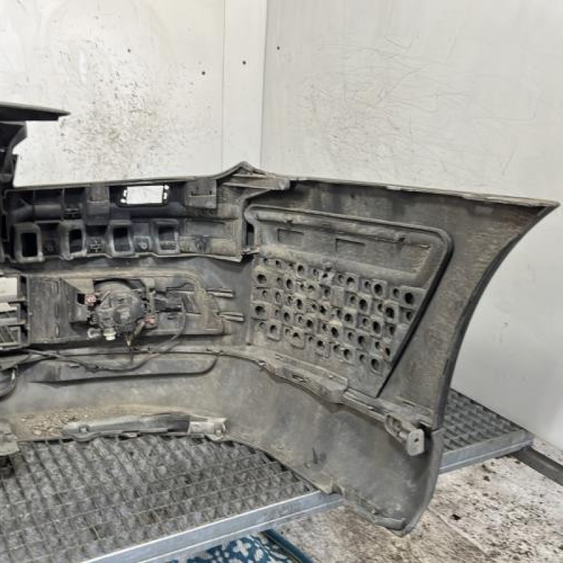 Pare choc avant CITROEN C5 1 Photo n°4