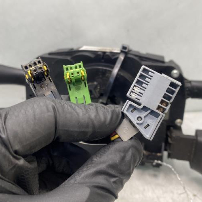 Com (Bloc Contacteur Tournant+Commodo Essuie Glace+Commodo Phare) CITROEN C5 1 Photo n°4