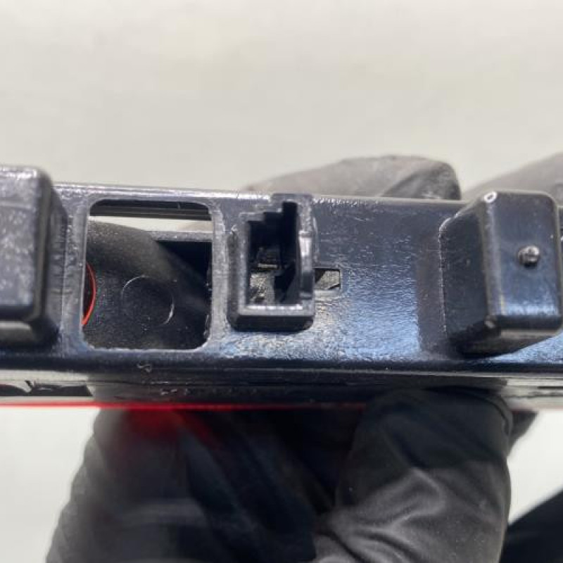 Feu arriere stop central CITROEN C5 1 Photo n°4