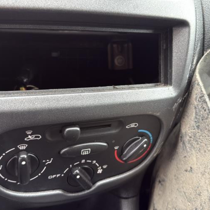 Moteur PEUGEOT 206 Photo n°13