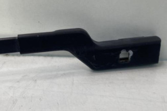 Bras essuie glace avant droit PEUGEOT 308 1