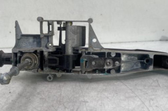 Poignee porte avant gauche PEUGEOT 308 1