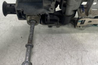 Poignee porte avant gauche PEUGEOT 308 1