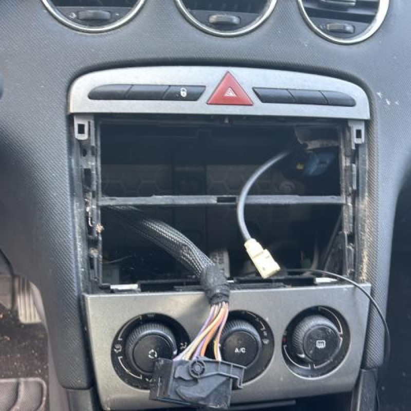 Poignee porte avant gauche PEUGEOT 308 1 Photo n°20