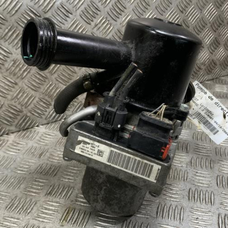 Pompe de direction PEUGEOT 407 Photo n°1