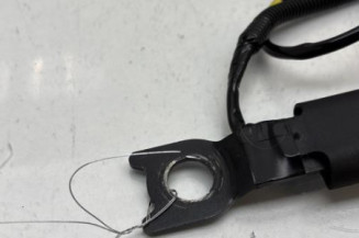 Attache ceinture avant gauche PEUGEOT 107