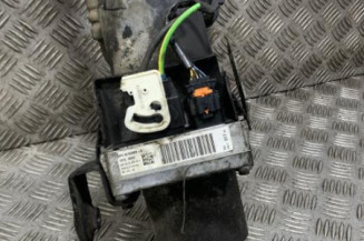 Pompe de direction PEUGEOT PARTNER 2 Photo n°1