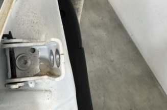 Porte arriere droit PEUGEOT 208 1