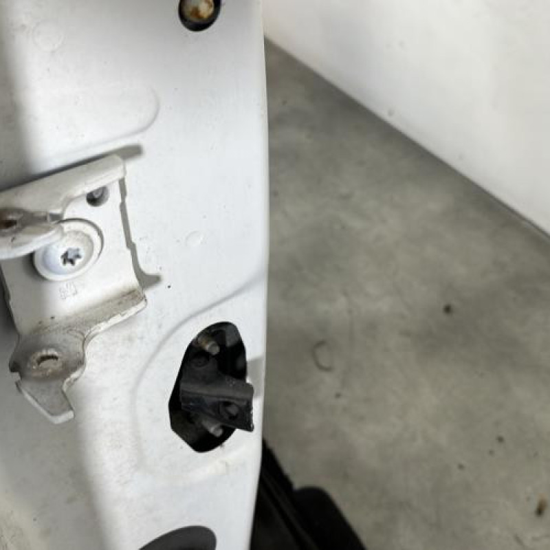 Porte avant droit PEUGEOT 208 1 Photo n°4