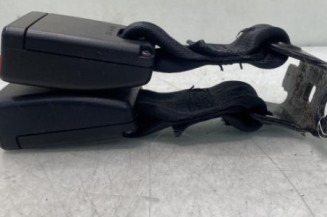 Attache ceinture arriere droit PEUGEOT 208 1