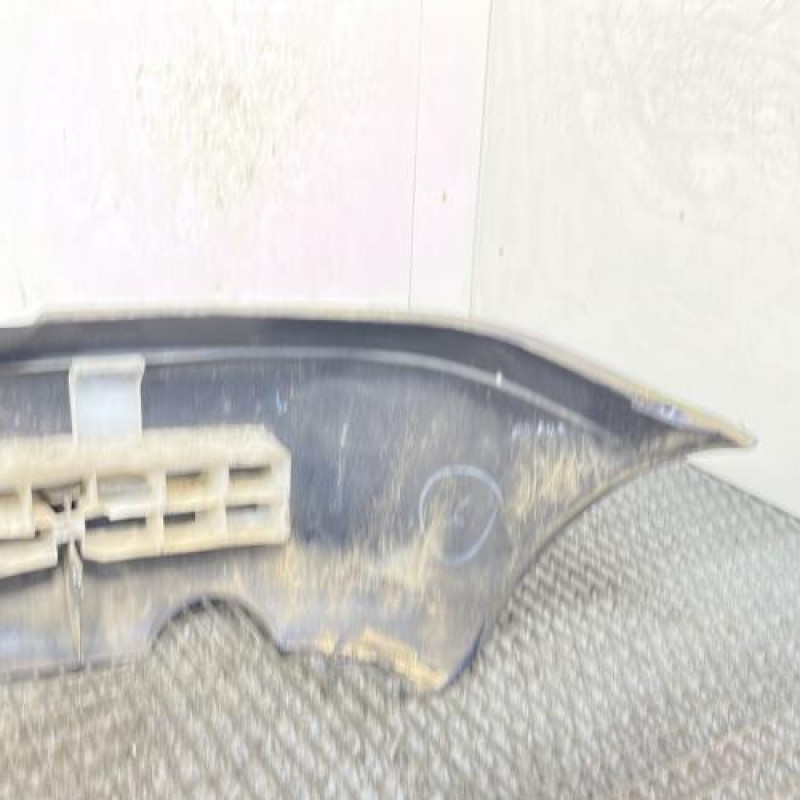 Pare choc arriere RENAULT MEGANE 1 Photo n°4