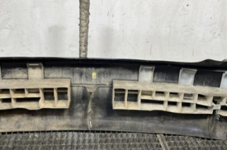 Pare choc arriere RENAULT MEGANE 1