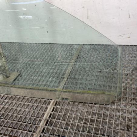 Vitre avant droit VOLKSWAGEN NEW BEETLE 1