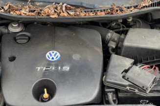 Vitre avant droit VOLKSWAGEN NEW BEETLE 1