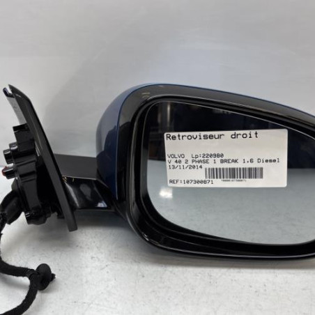Retroviseur droit VOLVO V 40 2 Photo n°1