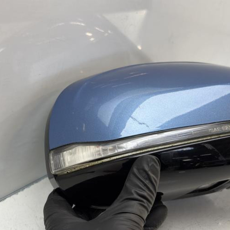 Retroviseur droit VOLVO V 40 2 Photo n°8