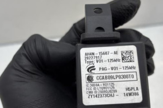 Lecteur de carte (neiman) VOLVO V 40 2