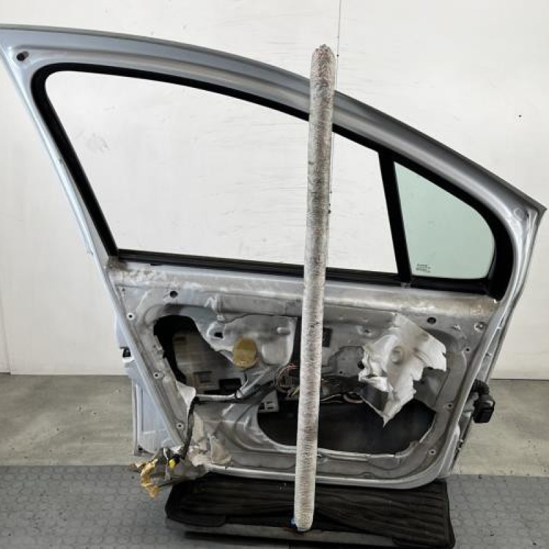 Porte avant gauche RENAULT MODUS Photo n°4