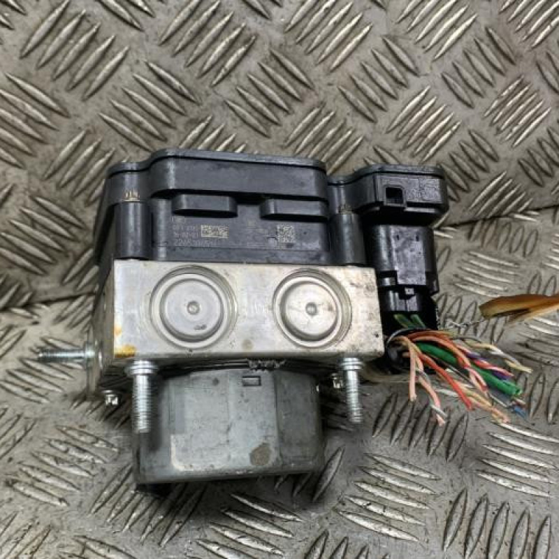 Bloc ABS (freins anti-blocage) PEUGEOT 308 2 Photo n°1