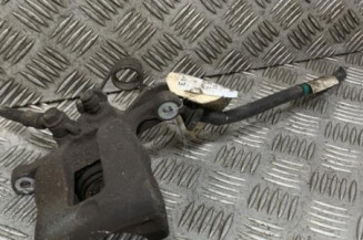 Etrier arriere droit (freinage) HYUNDAI I 20 2 Photo n°1