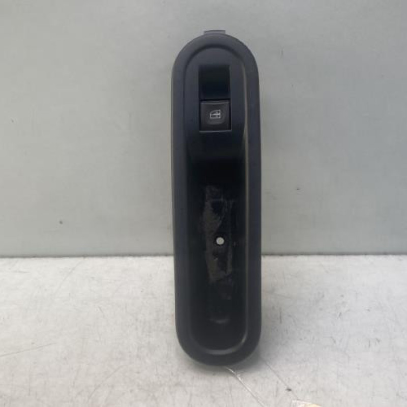 Interrupteur de leve vitre avant droit RENAULT TWINGO 3 Photo n°1