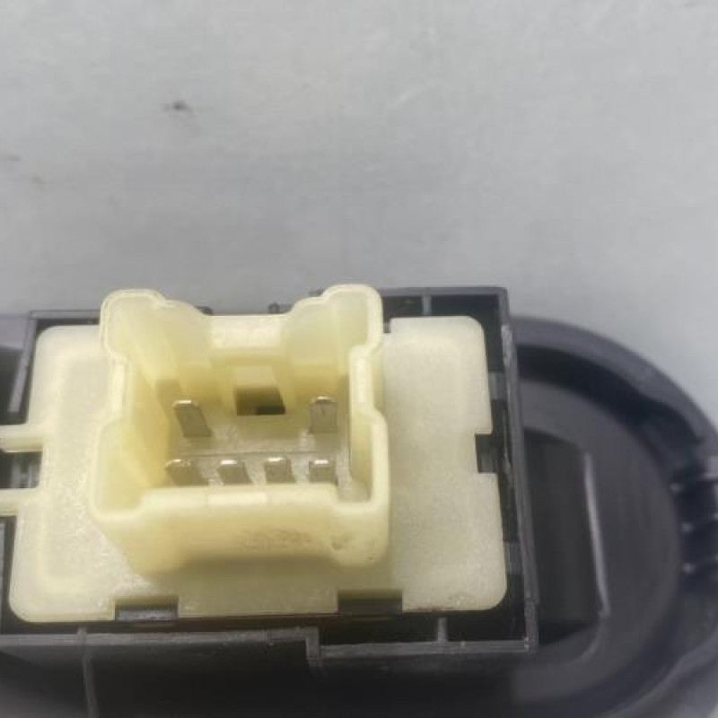 Interrupteur de leve vitre avant droit RENAULT TWINGO 3 Photo n°3