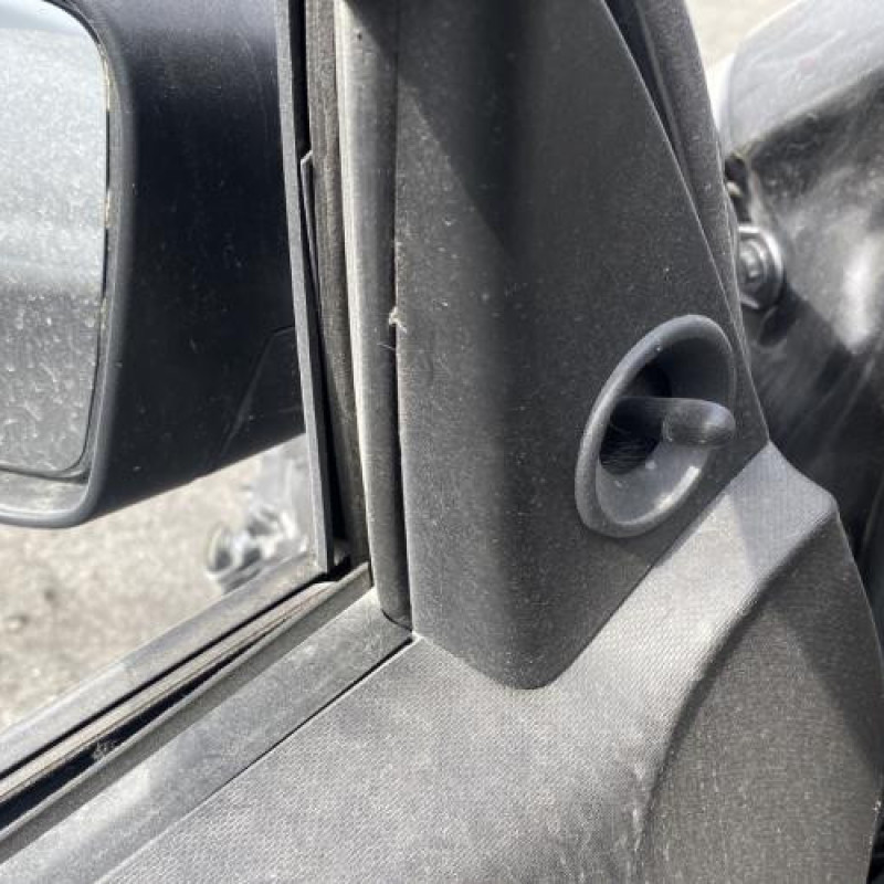 Interrupteur de leve vitre avant droit RENAULT TWINGO 3 Photo n°14