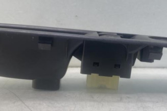 Interrupteur de leve vitre avant gauche RENAULT TWINGO 3