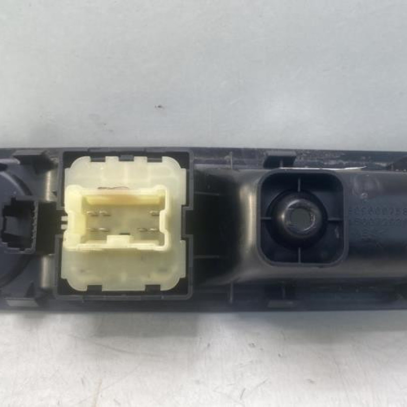 Interrupteur de leve vitre avant gauche RENAULT TWINGO 3 Photo n°3