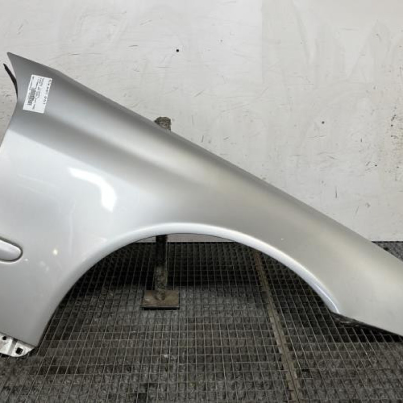 Aile avant droit MERCEDES CLASSE C 203 COUPE SPORT Photo n°1