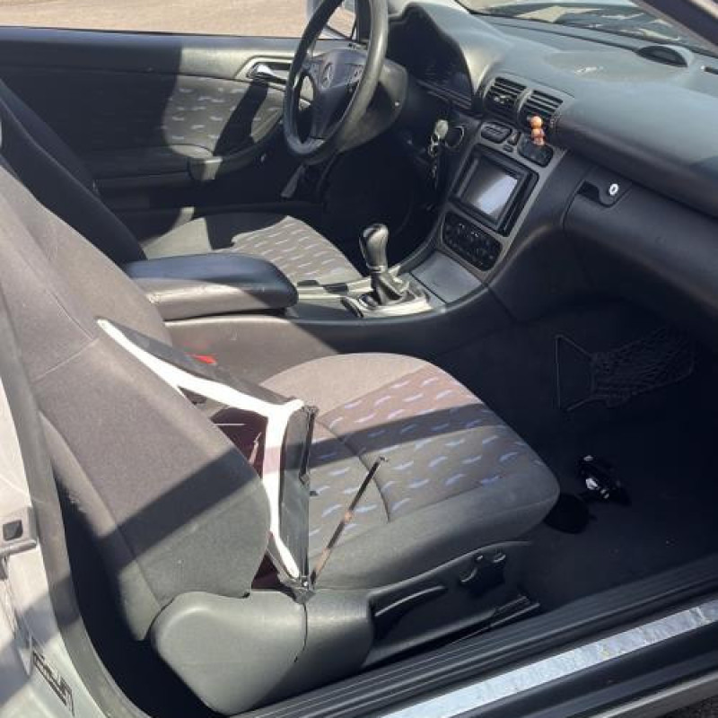 Interrupteur de leve vitre avant gauche MERCEDES CLASSE C 203 COUPE SPORT Photo n°10