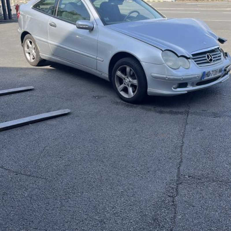 Leve vitre electrique avant gauche MERCEDES CLASSE C 203 COUPE SPORT Photo n°10