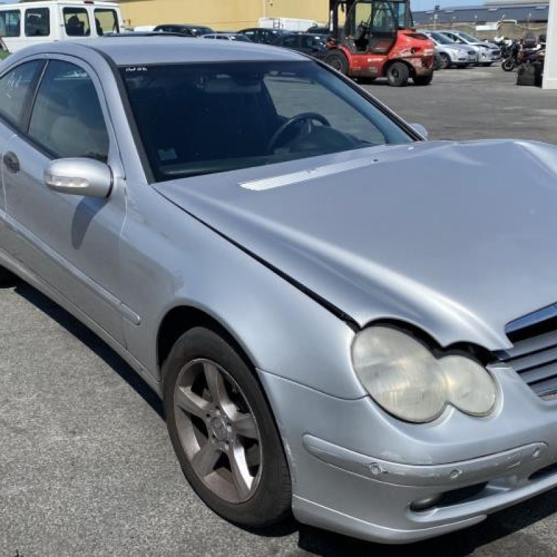 Serrure avant gauche MERCEDES CLASSE C 203 COUPE SPORT Photo n°18