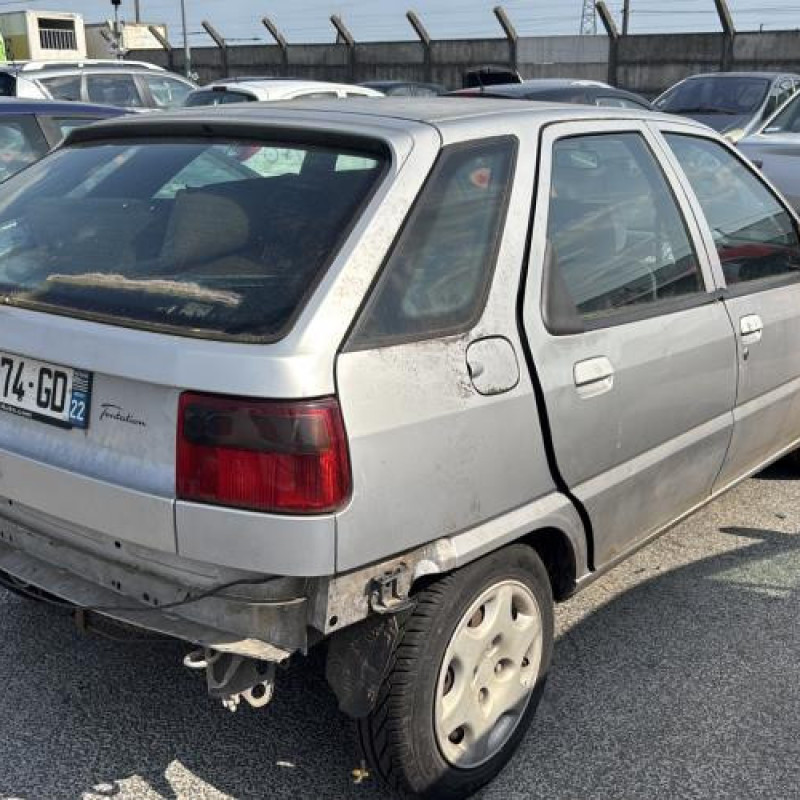 Serrure avant gauche CITROEN ZX Photo n°8