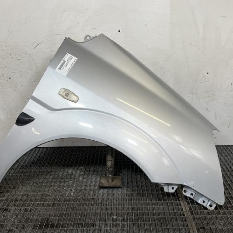 Aile avant droit HYUNDAI MATRIX Photo n°1