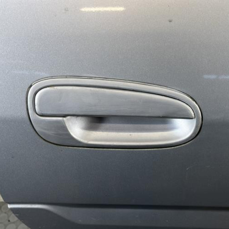 Porte arriere droit HYUNDAI MATRIX Photo n°2