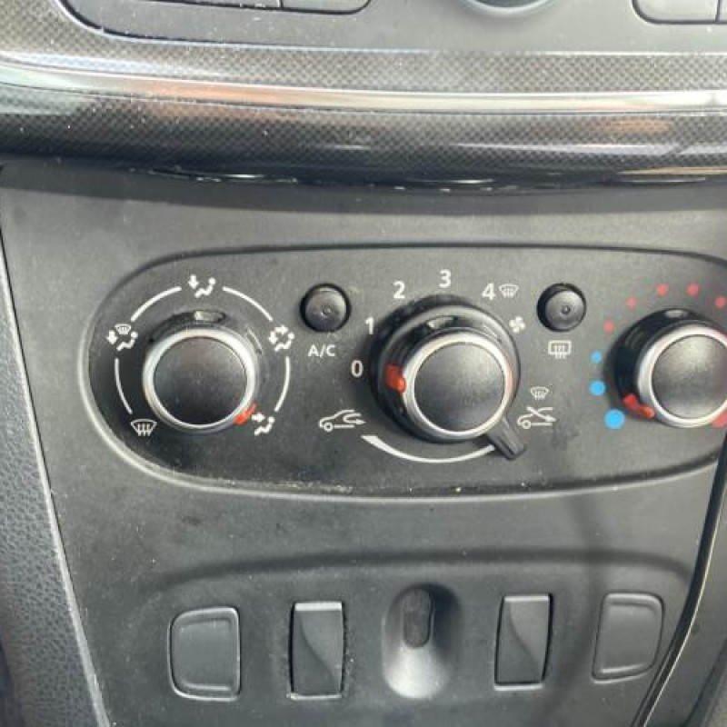 Moteur DACIA SANDERO 2 Photo n°8