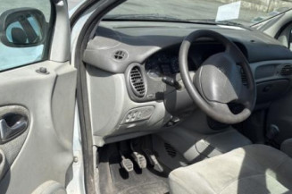 Feu arriere principal gauche (feux) RENAULT SCENIC 1