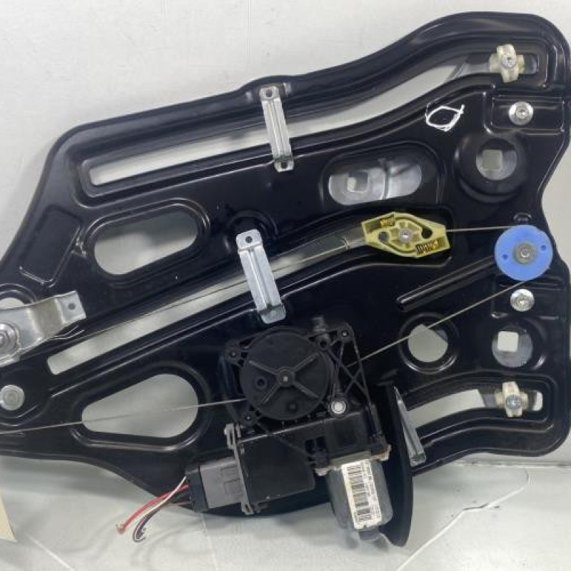 Leve vitre electrique arriere droit RENAULT MEGANE 3 Photo n°1