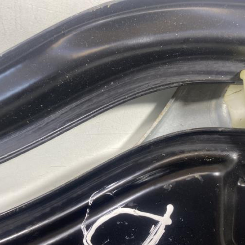 Leve vitre electrique arriere droit RENAULT MEGANE 3 Photo n°4