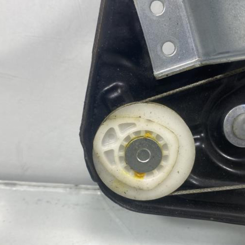 Leve vitre electrique arriere droit RENAULT MEGANE 3 Photo n°5